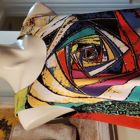 Bali Tank - Picture 3 of 9